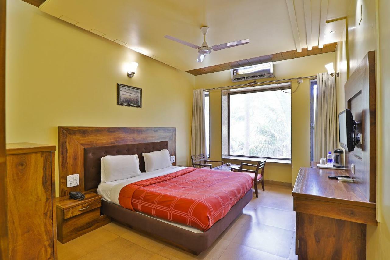 Palette - Hotel Ocean Inn Daman Eksteriør bilde
